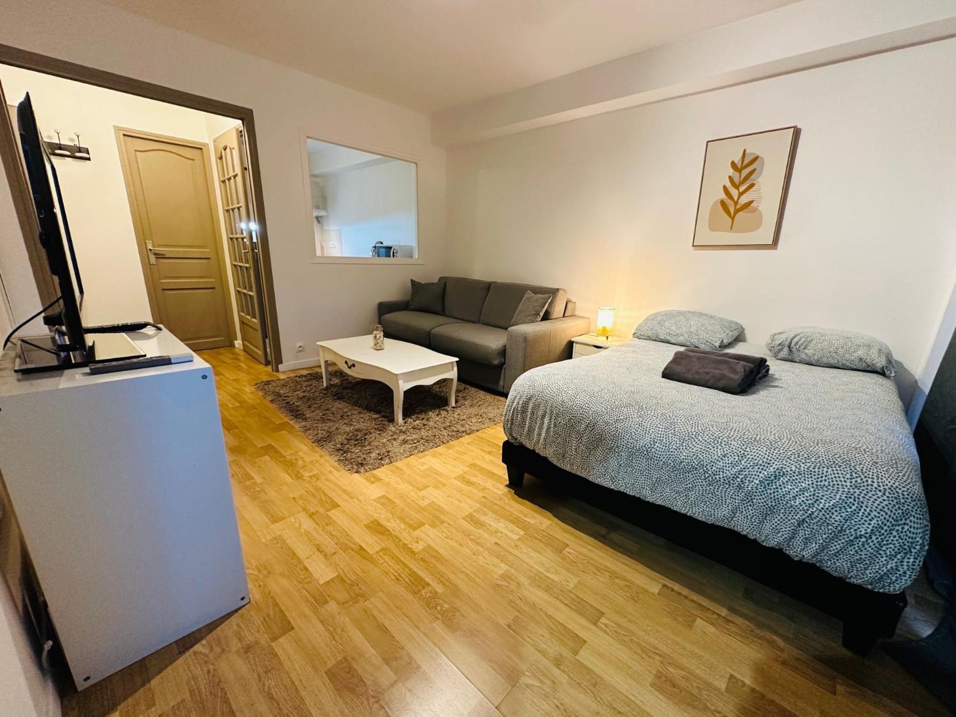 Necker Apartment